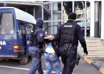 Vrasja e parandaluar nga SPAK/ Zbulohet për kë kishte bërë gati plumbin vlonjati