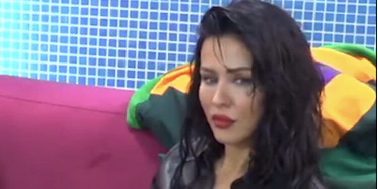 “S’kam pasur vullnet të jetoja”, Arta Kabashi shpërthen në lot, u tregon banorëve anën e panjohur të saj