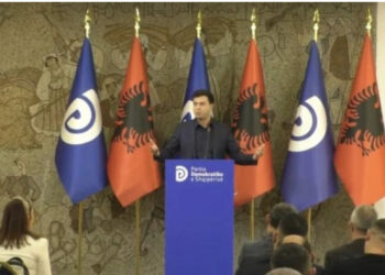 Basha: Po sulmohemi sepse s’pranojmë të futemi në vathin e atyre që ditën bëjnë teatër, natën numërojnë paratë