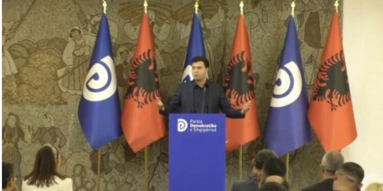 Basha: Po sulmohemi sepse s’pranojmë të futemi në vathin e atyre që ditën bëjnë teatër, natën numërojnë paratë