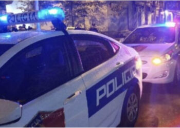 Tronditet Korça, vritet me armë një person pranë një hoteli