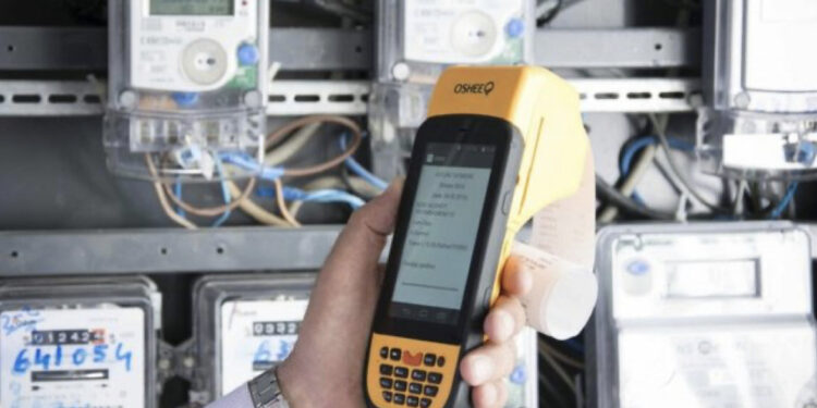 Kamatëvonesat me faturat e energjisë, shqiptarët paguan 14 milionë euro në vitin 2023