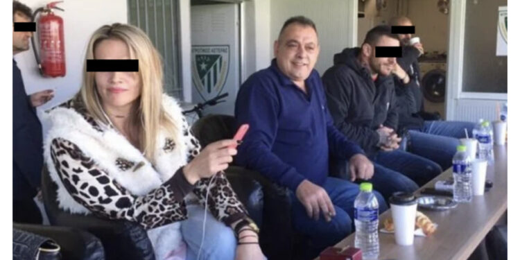 Ekzekutohet me breshëri kallashnikovi në Athinë biznesmeni i madh grek i martuar me shqiptare, ja çfarë dyshohet