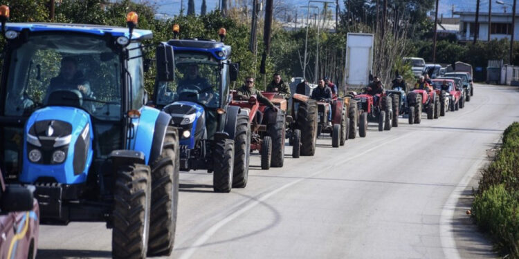 Protesta e fermerëve në Greqi, bllokohet Kallpaq-Janinë: Lejohen vetëm mjetet e vogla