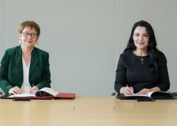 Në Londër firmoset marrëveshja për hekurudhën Vorë-Hani i Hotit