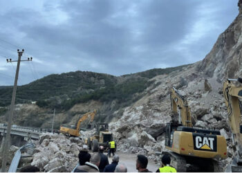 ‘Shembja’ e Rrugës së Arbrit/ PD: Keqpërdorim i fondeve publike, ‘shihemi’ në SPAK