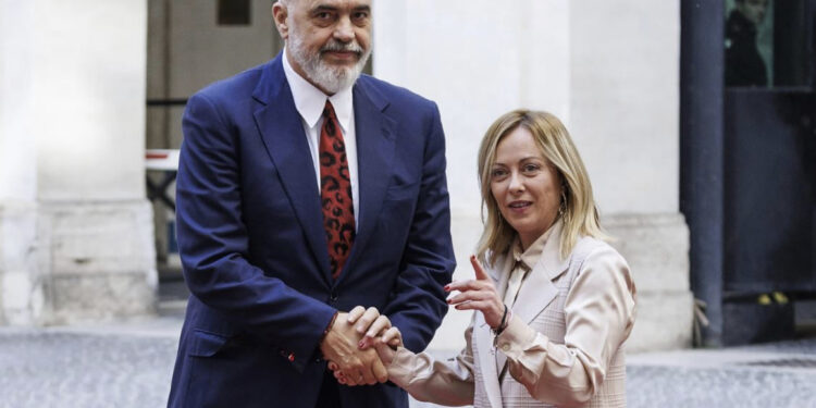 “Përfitojnë mbi 500 mijë shqiptarë”- Rama jep lajmin: Firmoset sot dokumenti i marrëveshjes për njohjen e pensioneve me Italinë