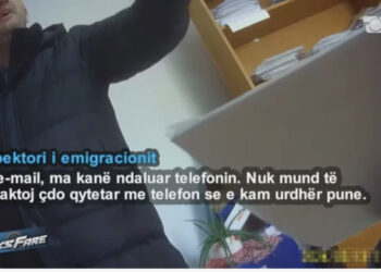 “Dil jashtë, kam punë”/ Inspektori në Kukës sorollat shqiptarin nga Kosova që kërkon shtetësi