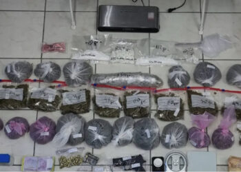 Shkatërrohet rrjeti i trafikimit në Santorini, në pranga 4 shqiptarë