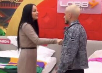 VIDEO/ Çfarë ndodhi? Sara e nxehur i kthehet Bardhit: Mos më fol më, po më merr në qafë 