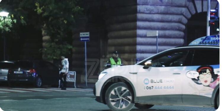 BOTA E ERRËT E TAKSIVE/ Si shoferët e kompanive ‘Blue Taxi’, ‘Lux’, ‘King Taxi’ dhe ‘Smart Taxi’ shesin kokainë në Tiranë