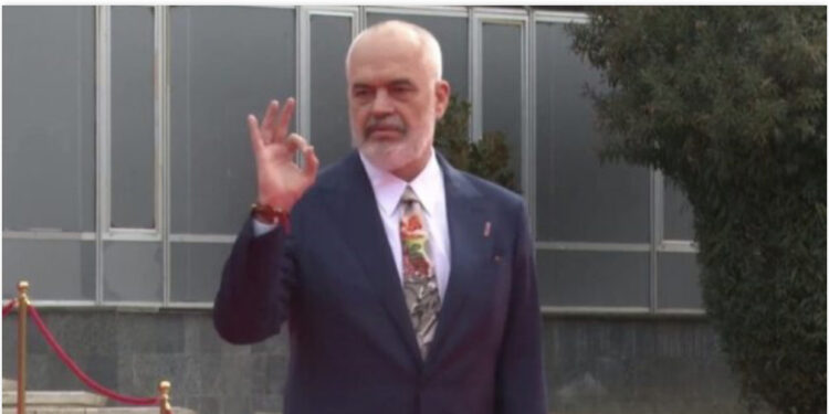 “A do të paguash për Francesco Becchetti-n?”, gazetari italian kap “mat” Ramën