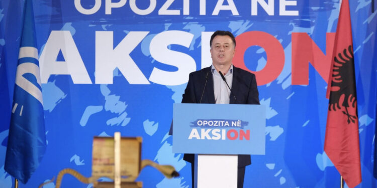 VIDEO/ Flamur Noka nxjerr pamjet e dhunës: Protestuesit u rrahën nga policia