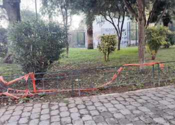 EMRI/ Qëllohet me armë zjarri shqiptari në Greqi