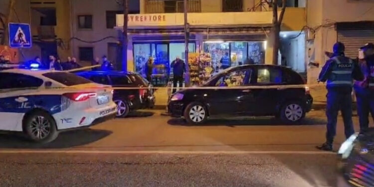 Të shtëna me armë zjarri në Shkodër