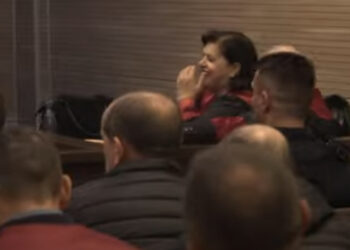 3 vjet burg/ ‘Me gra tradhëtojnë, jo me alienë’, avokatja në Kosovë ‘tallet’ me ligjin shqiptar