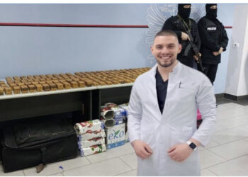 Infermier me lavde në spitalin e Gjilanit, në Shqipëri kalonte tritol/ Historia e Lion Perës, ekspozonte luksin në rrjete sociale