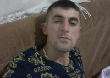 “Kështu ma dha truri”, ky është 34 -vjeçari që ‘burgosi” në shtëpi gruan, çfarë deklaroi në polici