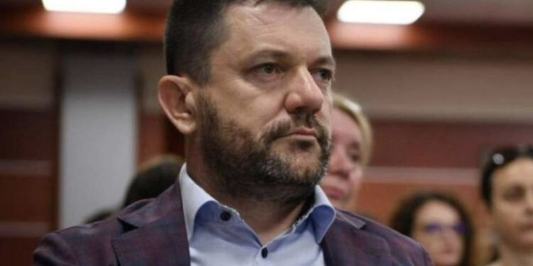 Dorëhiqet Drejtori i Burgjeve Admir Abrija