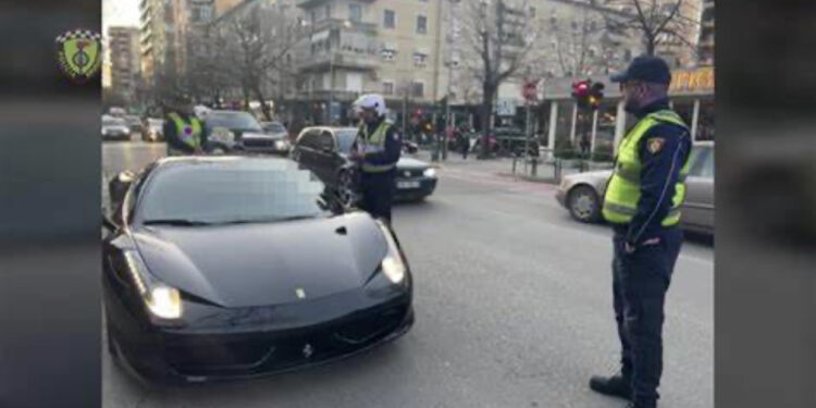“Çmenden” shoferët në Tiranë, mbi 11 mijë gjoba brenda javës