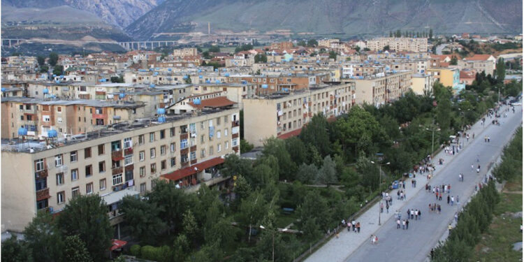 Emigracioni po “zhduk” Veriun, rënia e lindjeve në Kukës, Lezhë, Dibër dhe Shkodër, mbi mesataren kombëtare