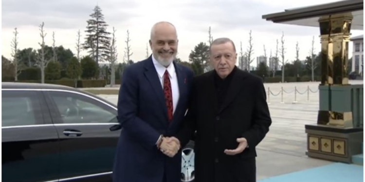 Kryeministri Rama pritet me ceremoni nga Erdogan/ Presidenca turke zbardh agjendën e vizitës në Ankara