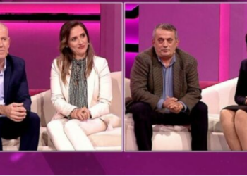 Emocionuese: Familja nga Kosova bashkohet me atë nga Shqipëria ku u strehuan në kohë të luftës