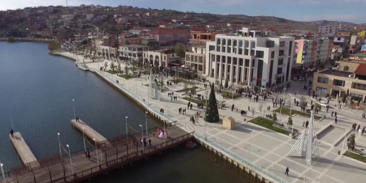 Nami me tenderat në Belsh, kompania ‘Vëllezërit Ferhati” fiton tenderin e karburantit pa garë dhe me çmim në ”kokë”