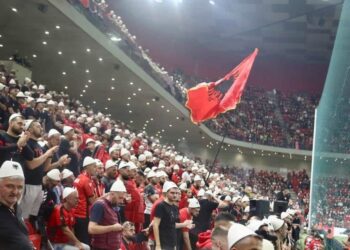 Miqësorja Suedi-Shqipëri, “Tifozat Kuqezi” bëjnë njoftimin e rëndësishëm