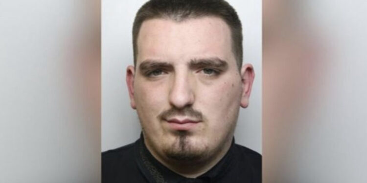 EMRI/ ‘Kam borxhe’! U kap me 200.000 £ drogë, dënohet me burg 21-vjeçari shqiptar 