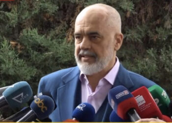 Rama mbledh socialistët të shtunën në Durrës