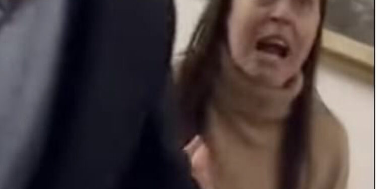 Denoncoi për dhunë Princ Lekën/ Del ekspertiza mjekoligjore: Elia Zaharia ka shenja në duar dhe krah