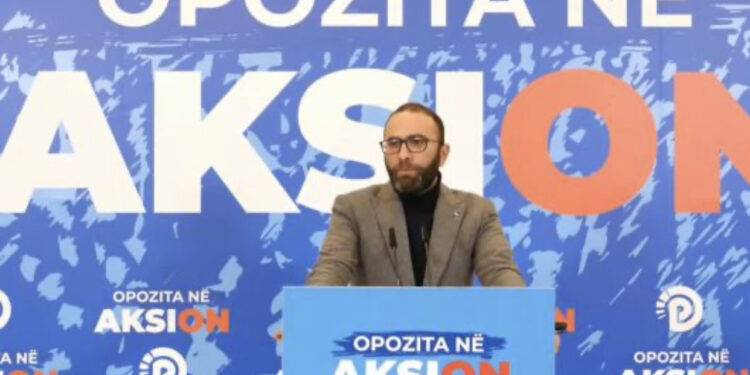 Bardhi bën denoncimin: Berberi dhe Ceno Klosi mbronin shpatullat e Ballukut