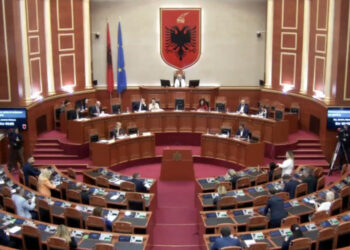 Parlamenti miraton 2 Komisionet Hetimore që kërkoi opozita