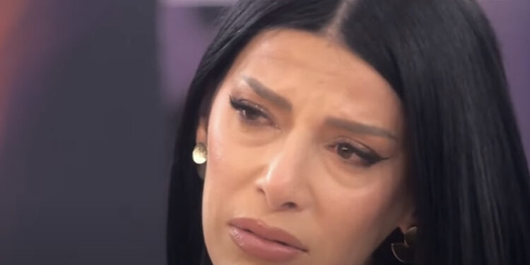 Ledjona nuk përmban lotët: Martesat në moshë të vogël çojnë në divorc