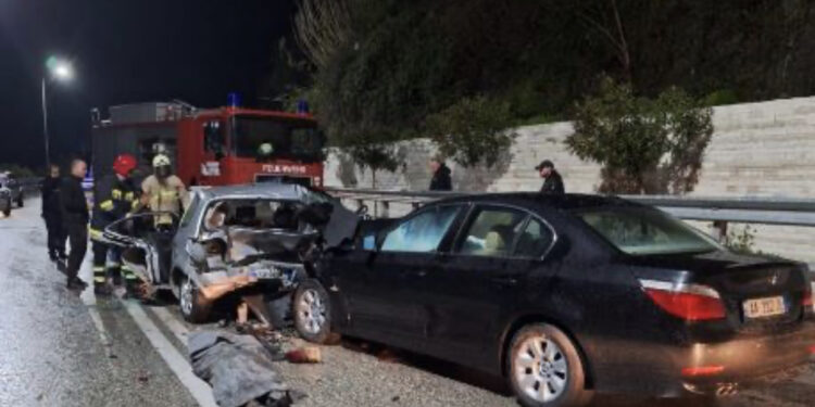 Aksidenti tragjik në Tepelenë, policia jep detajet e fundit: Katër viktimat nuk janë identifikuar ende