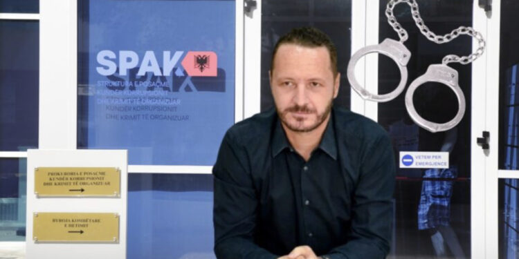 Prokurorët e SPAK zbardhin skemën: Evis Berberi tërhoqi para cash nga kompania që e shiti