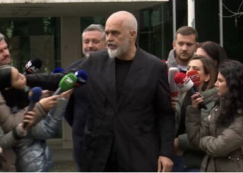 Reagon grupi monitorues evropian për lirinë e medias: Jemi të tmerruar nga gjesti i Ramës