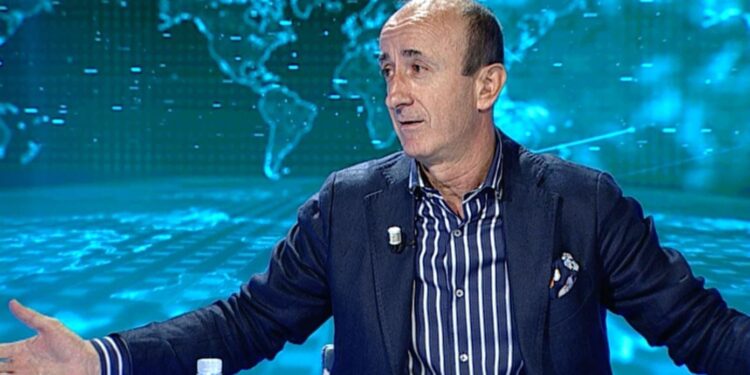 A do bashkohesh me PD e drejtuar nga Basha? Ja si përgjigjet Dashnor Sula
