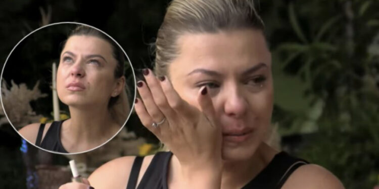 ‘Babi bënte një jetë të dyfishtë’, Rike përlot me rrëfimin e saj