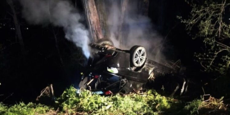 Aksident tragjik në Itali, dy të rinj shqiptarë vdesin dhe digjen brenda BMW-së së vjedhur, rëndë i treti