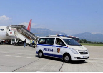 EMRI/ Në kërkim nga Shqipëria për mashtrim, kapet 32-vjeçari në Emiratet e Bashkuara Arabe