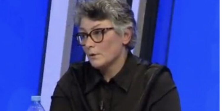 “Një i panjohur hynte nga penxherja e shtëpisë”, motra e Pëllumb Metës hedh akuza ndaj kunatës për tradhti: Nëna ime e ka nuhatur dhe ajo i ka marrë jetën