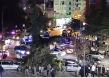 Aksident i rëndë në Durrës, makina përplas policin