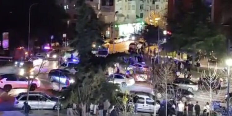 Aksident i rëndë në Durrës, makina përplas policin