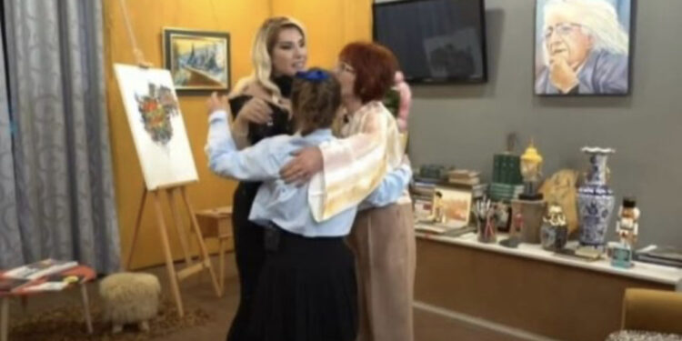 Surprizë emocionuese për Ilnisën, banorja takohet me të ëmën dhe vajzën