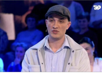 VIDEO/ Jetmiri lahet lakuriq, banorët: Të sheh gjyshja, nëna, motra ime 