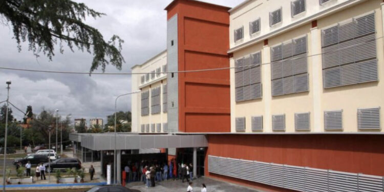 Prokuroria regjistron procedim për zjarrin në Urgjencën e QSUT-së