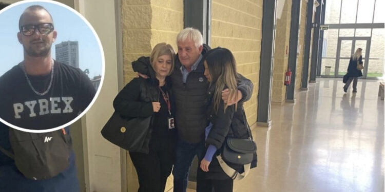 ‘Gënjeshtar, ti vrave djalin tim’! Britma dhe zemërim në gjyqin ndaj Klajdi Mjeshtrit në Itali