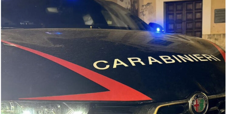 Sulmon me thikë partneren në sy të 4 fëmijëve, arrestohet shqiptari në Itali